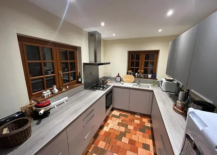 La Grange, St Leger *